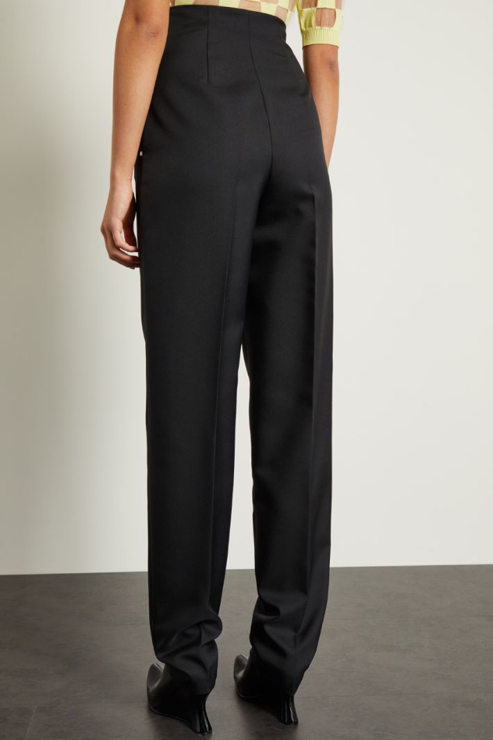 Pantaloni carrot in tricotina Fashion Market