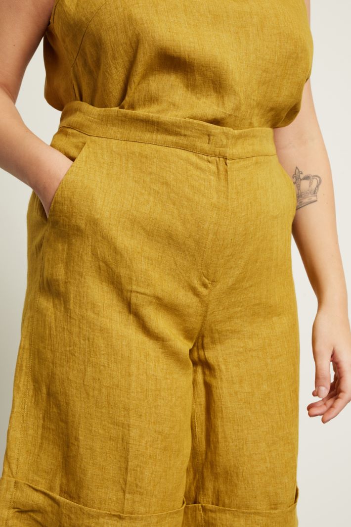 Bermuda in lino con risvolto Fashion Market Bermuda in lino con risvolto Fashion Market