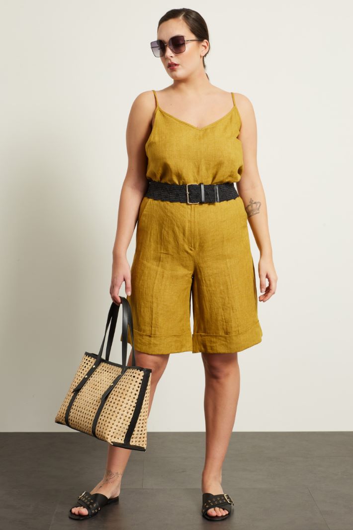 Top in lino con spacchi Fashion Market