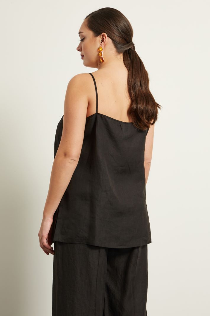 Top in lino con spacchi Fashion Market