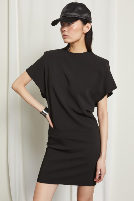 Abito con spalle imbottite Fashion Market