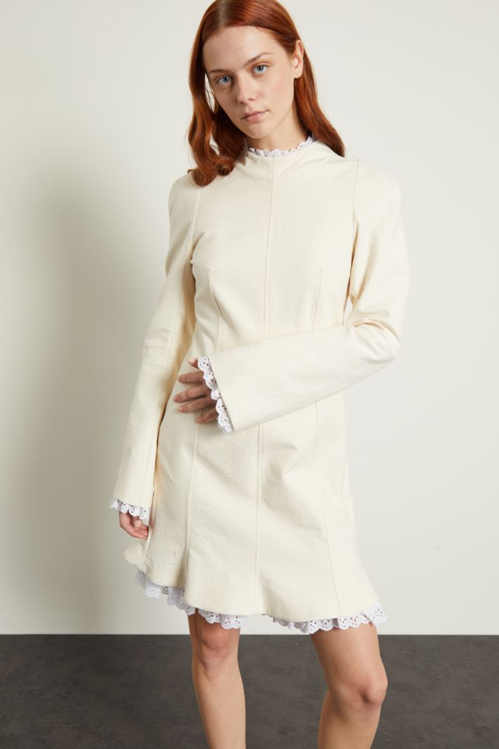 Abito corto in tela doppia Fashion Market Abito corto in tela doppia Fashion Market