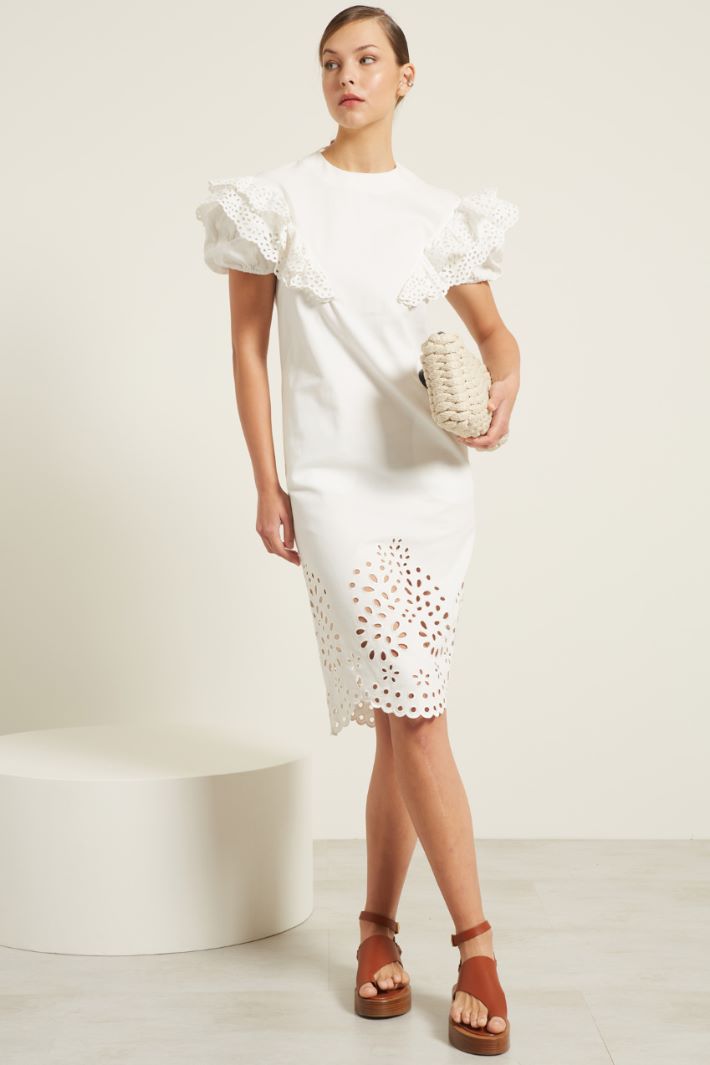 Abito con volant in sangallo Fashion Market