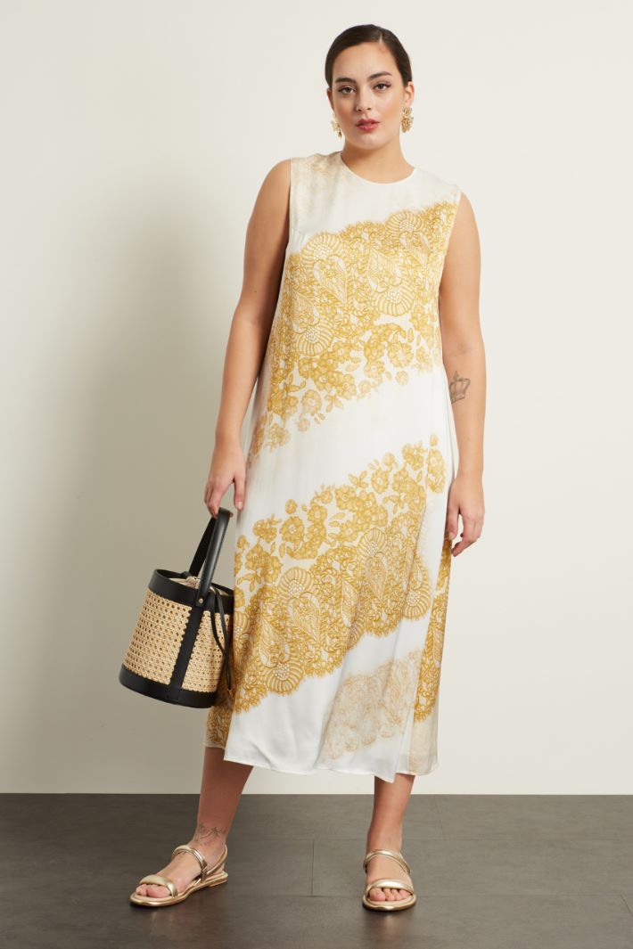 Abito in raso stampato Fashion Market Abito in raso stampato Fashion Market