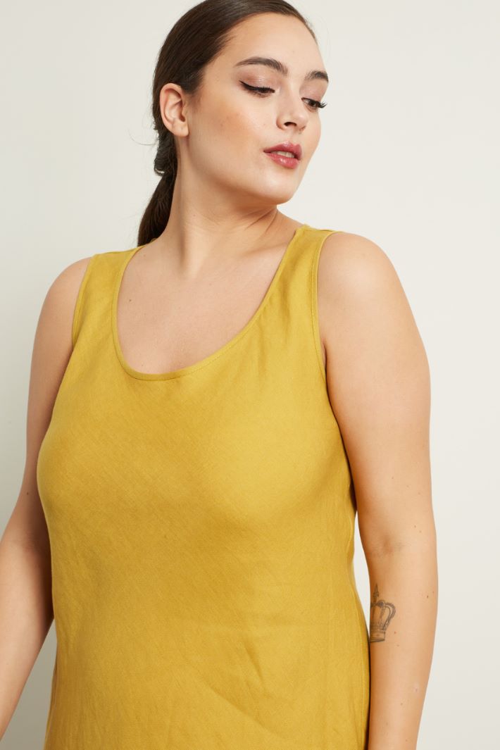 Abito smanicato in lino  Fashion Market