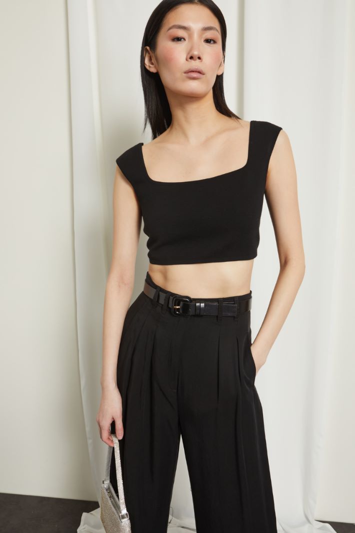 Crop top con scollo squadrato Fashion Market