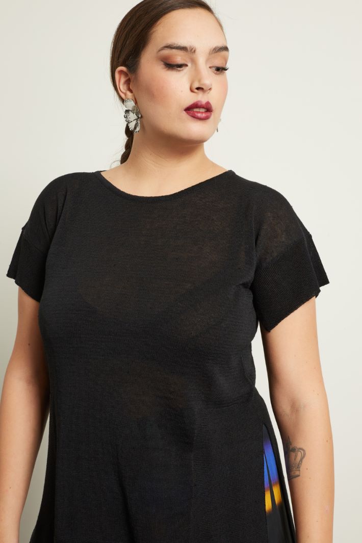 T-shirt in maglia di lino con spacchi Fashion Market