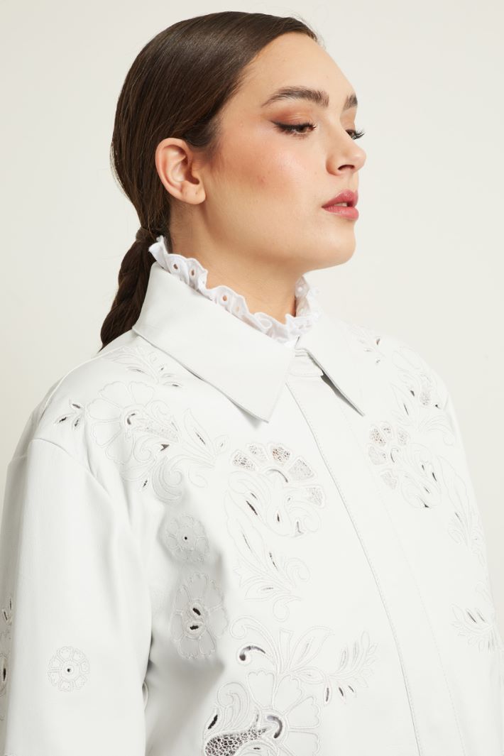 Giacca in vera pelle ricamata Fashion Market Giacca in vera pelle ricamata Fashion Market