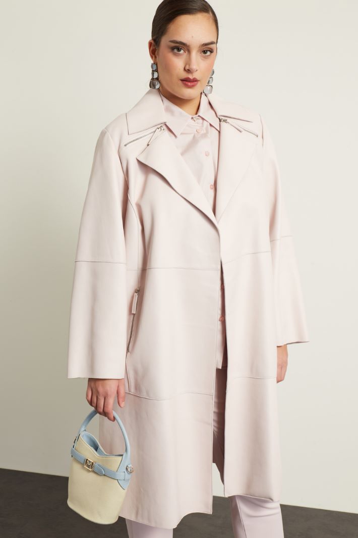 Giaccone in pelle con cintura Fashion Market