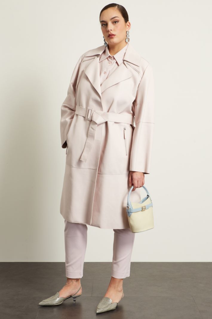 Giaccone in pelle con cintura Fashion Market