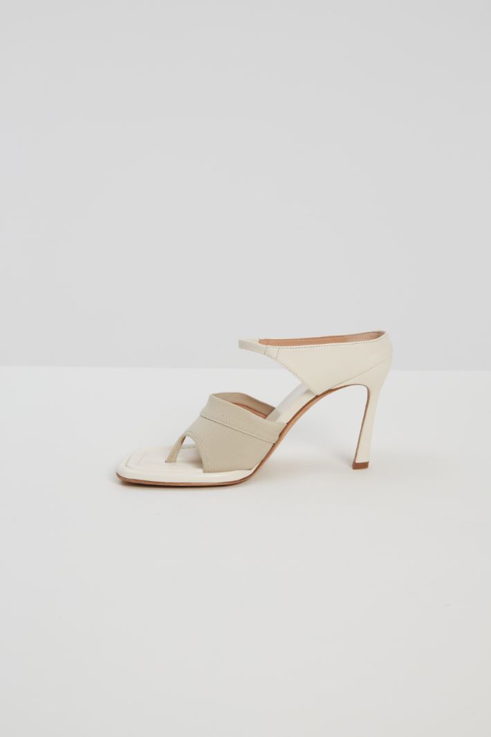 Sandali infradito con tacco Fashion Market