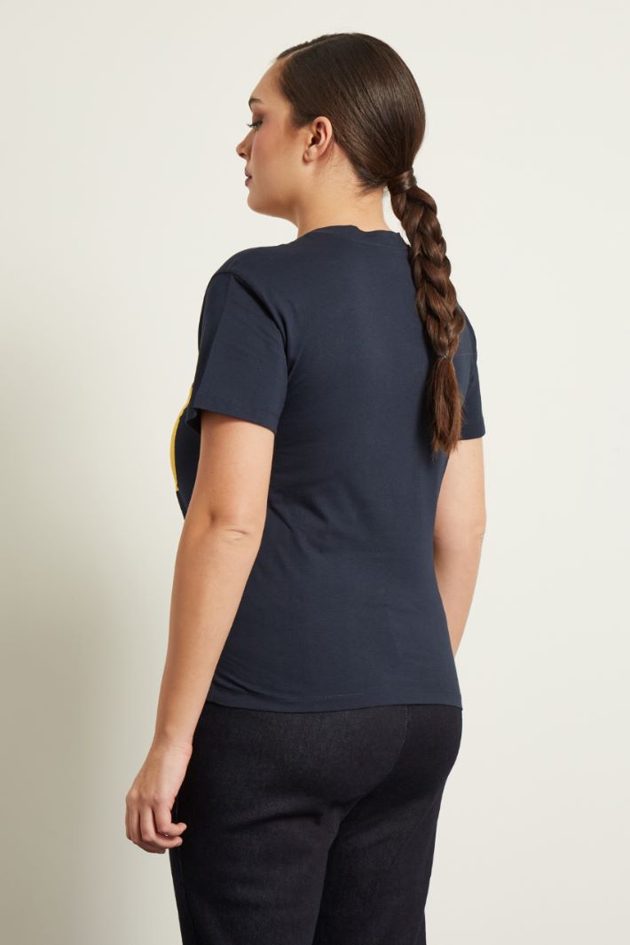 T-shirt in jersey con stampa Fashion Market T-shirt in jersey con stampa Fashion Market