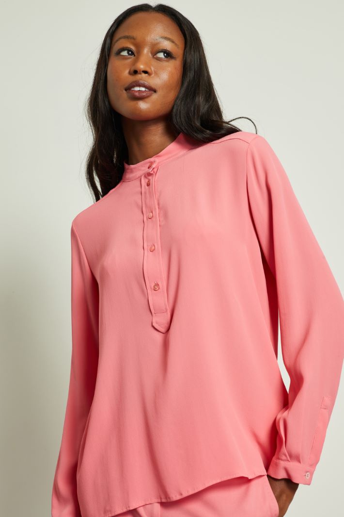 Blusa in crépe de chine Fashion Market