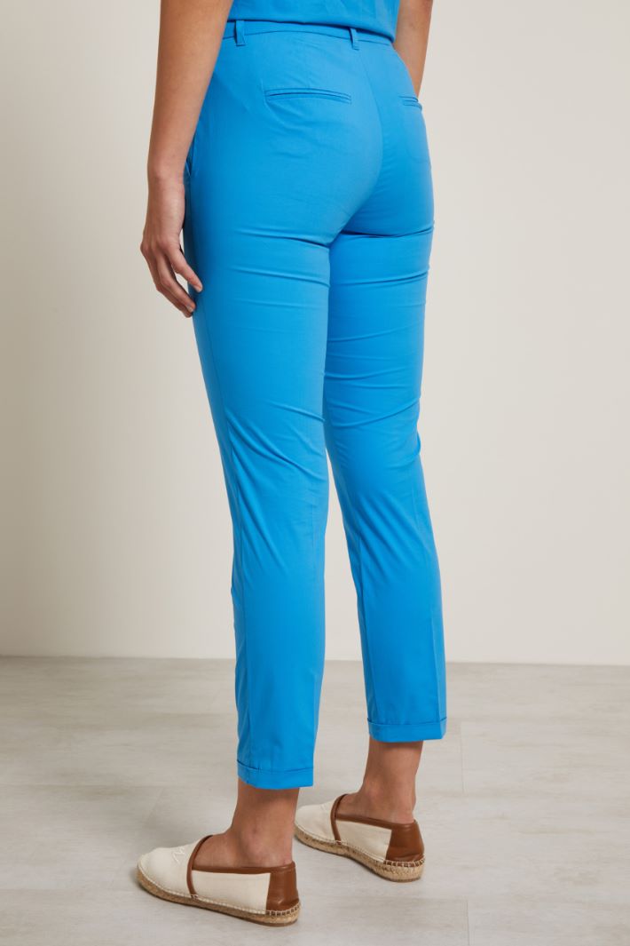 Pantaloni con risvolti Fashion Market