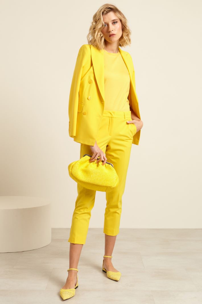 Pantaloni capri in tela Fashion Market