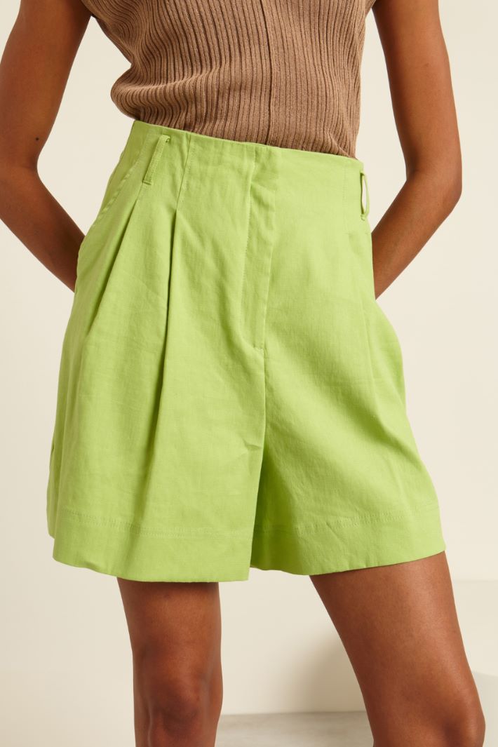 Shorts con cintura Fashion Market