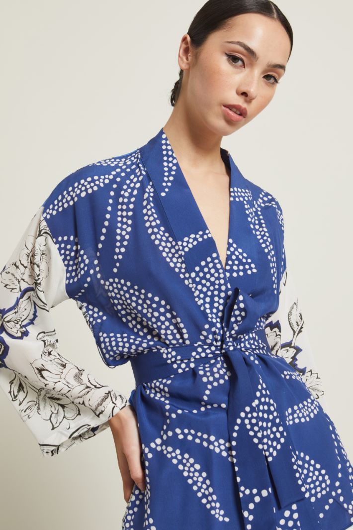 Blusa con cintura Fashion Market Blusa con cintura Fashion Market