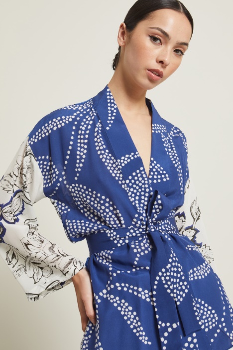 Blusa con cintura Fashion Market