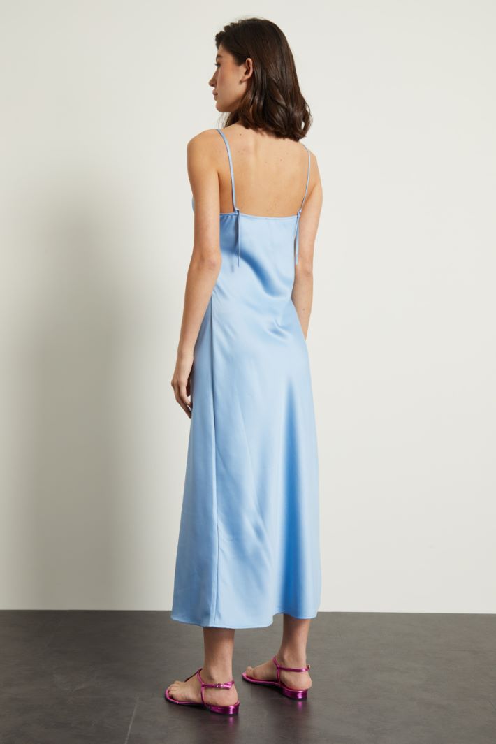 Abito lungo in raso fluido Fashion Market