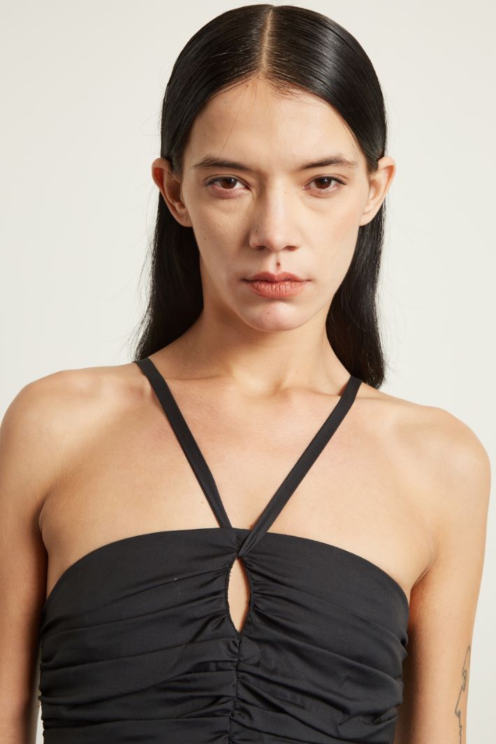 Abito con drappeggio Fashion Market Abito con drappeggio Fashion Market