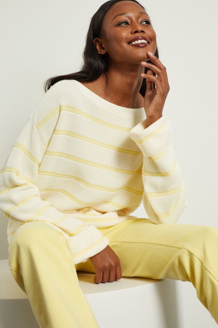 Maglia con scollo a barchetta Fashion Market Maglia con scollo a barchetta Fashion Market