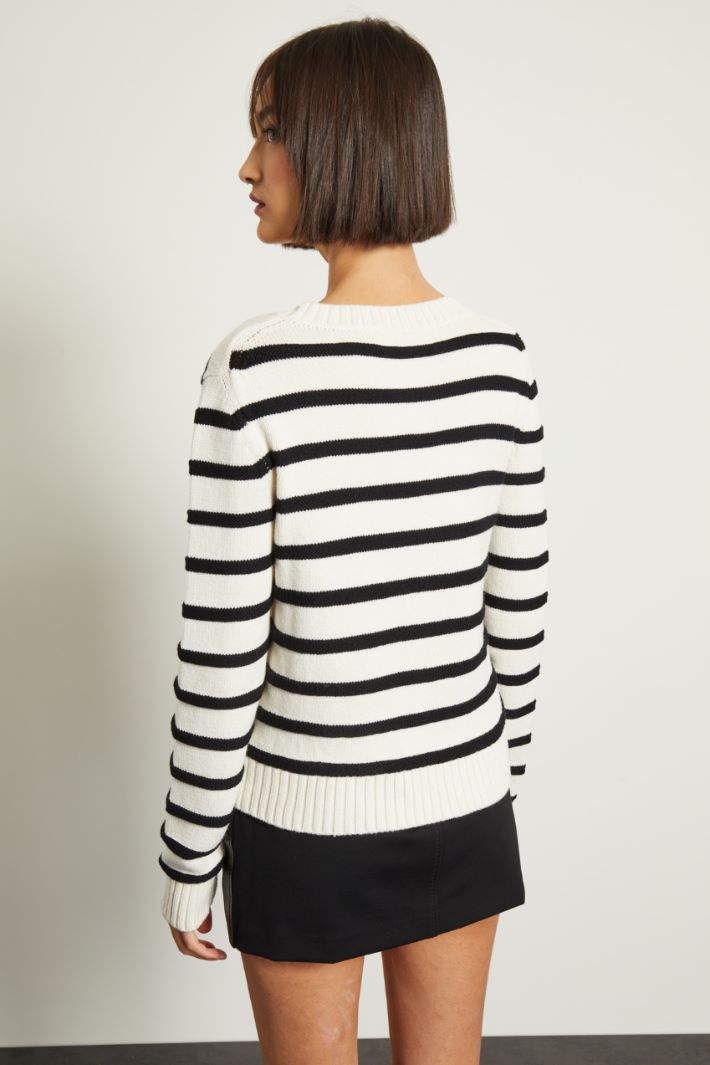 Maglia con appliqué Fashion Market