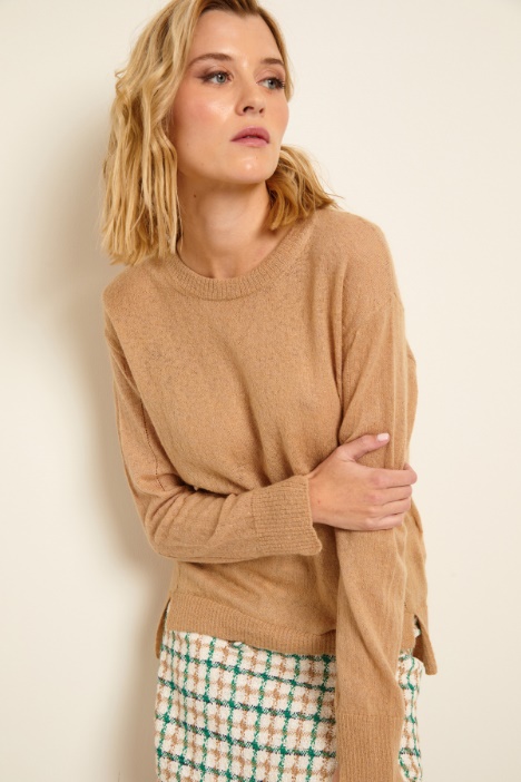 Maglia con fondo asimmetrico Fashion Market