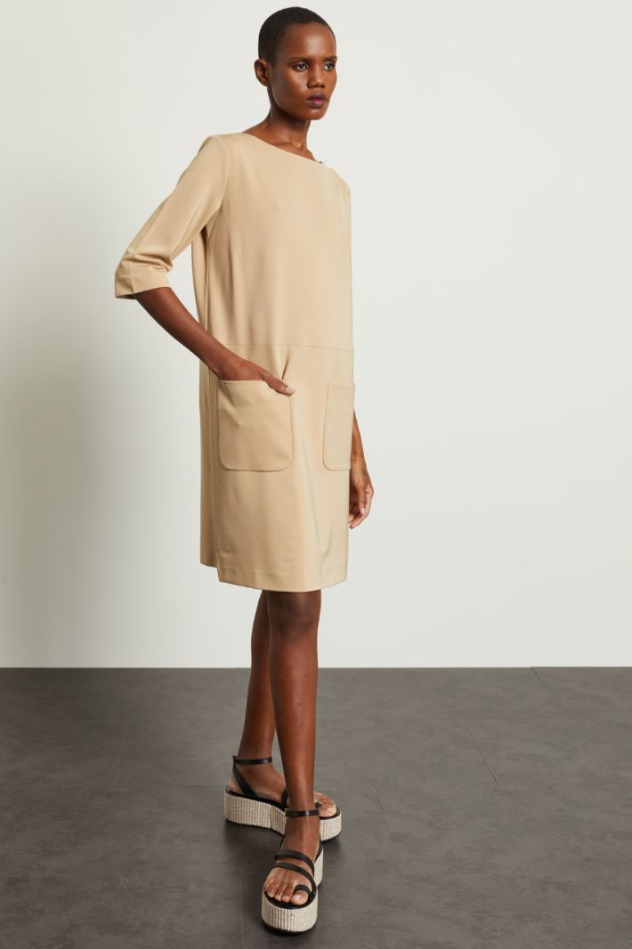 Abito in con tasche applicate Fashion Market