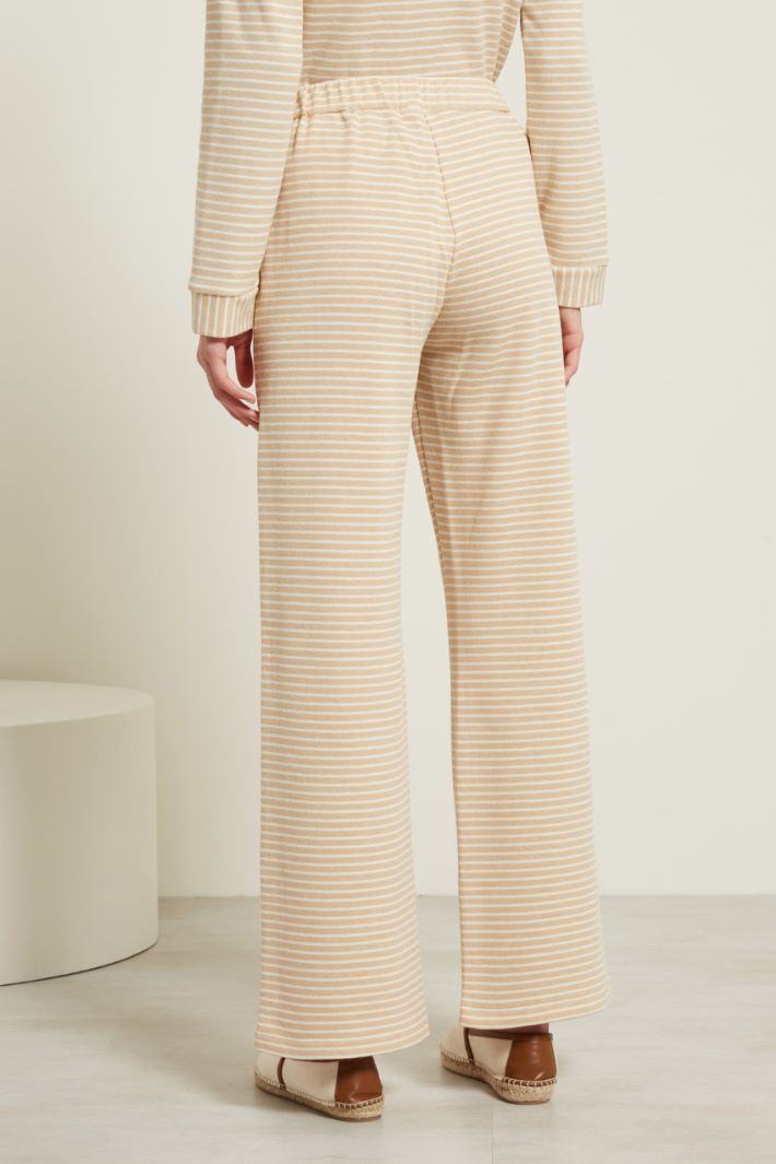 Pantaloni effetto piquet Fashion Market