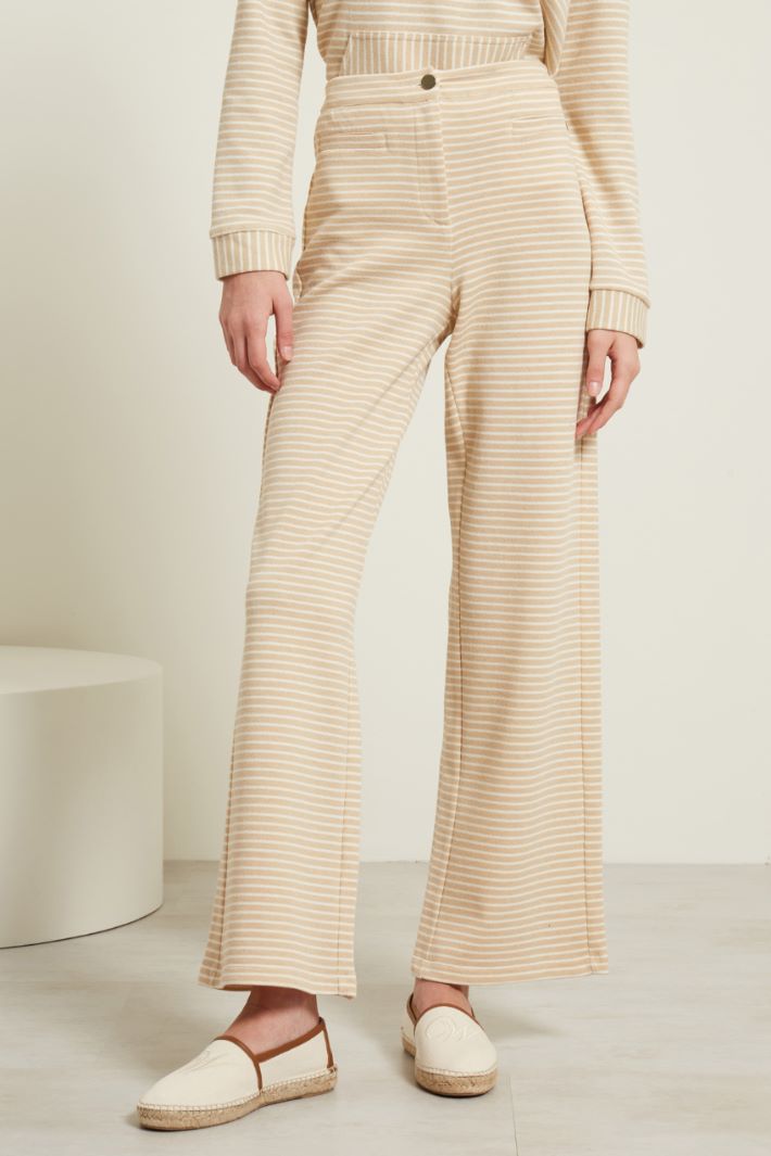 Pantaloni effetto piquet Fashion Market