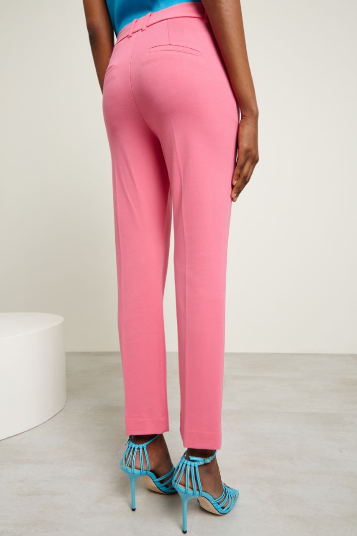 Pantaloni con piega stirata Fashion Market