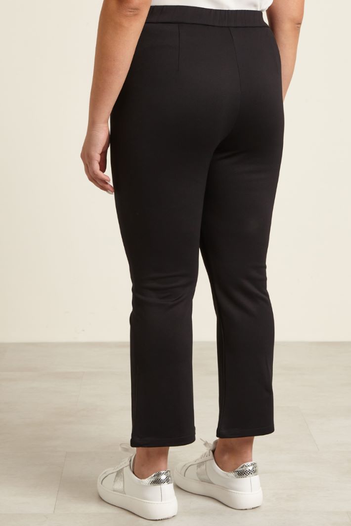 Pantaloni crop a zampa Fashion Market