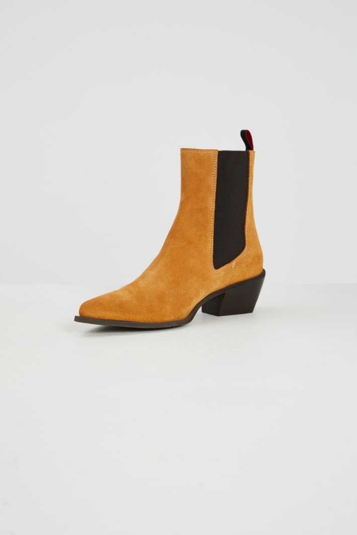 Stivaletti scamosciati Stivaletti scamosciati