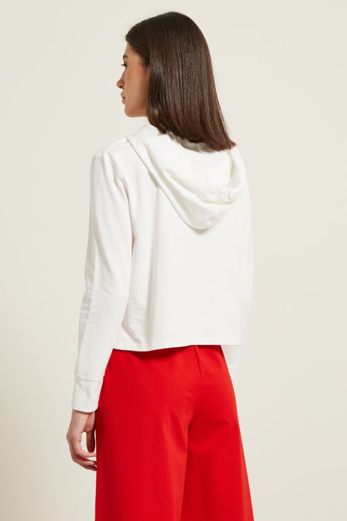 Felpa con spacchetti al fondo Fashion Market