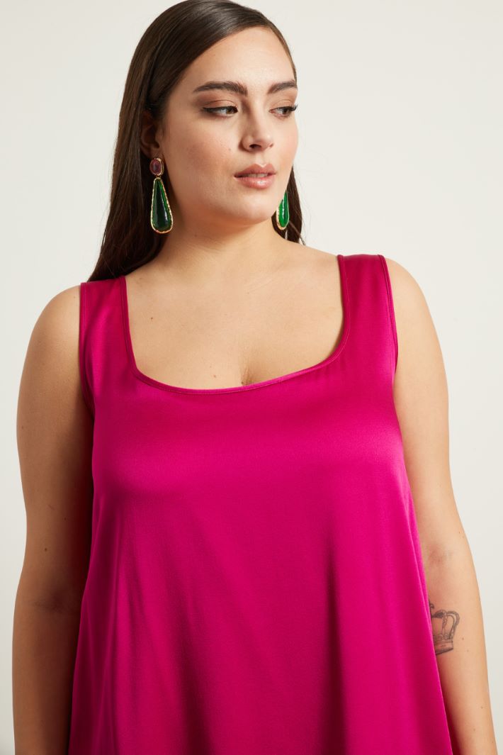 Abito in raso con tasche Fashion Market Abito in raso con tasche Fashion Market