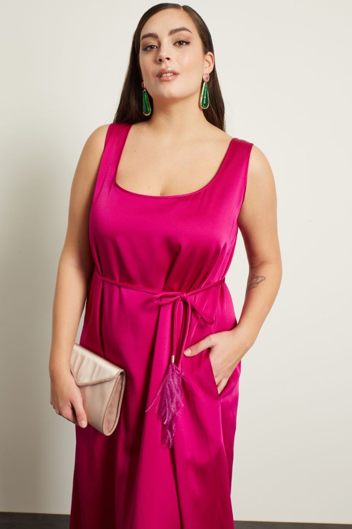 Abito in raso con tasche Fashion Market Abito in raso con tasche Fashion Market