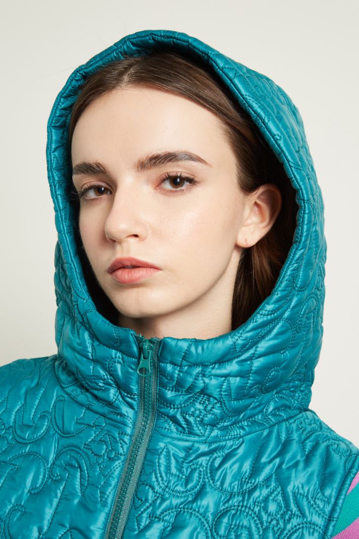 Collo imbottito con cappuccio Fashion Market