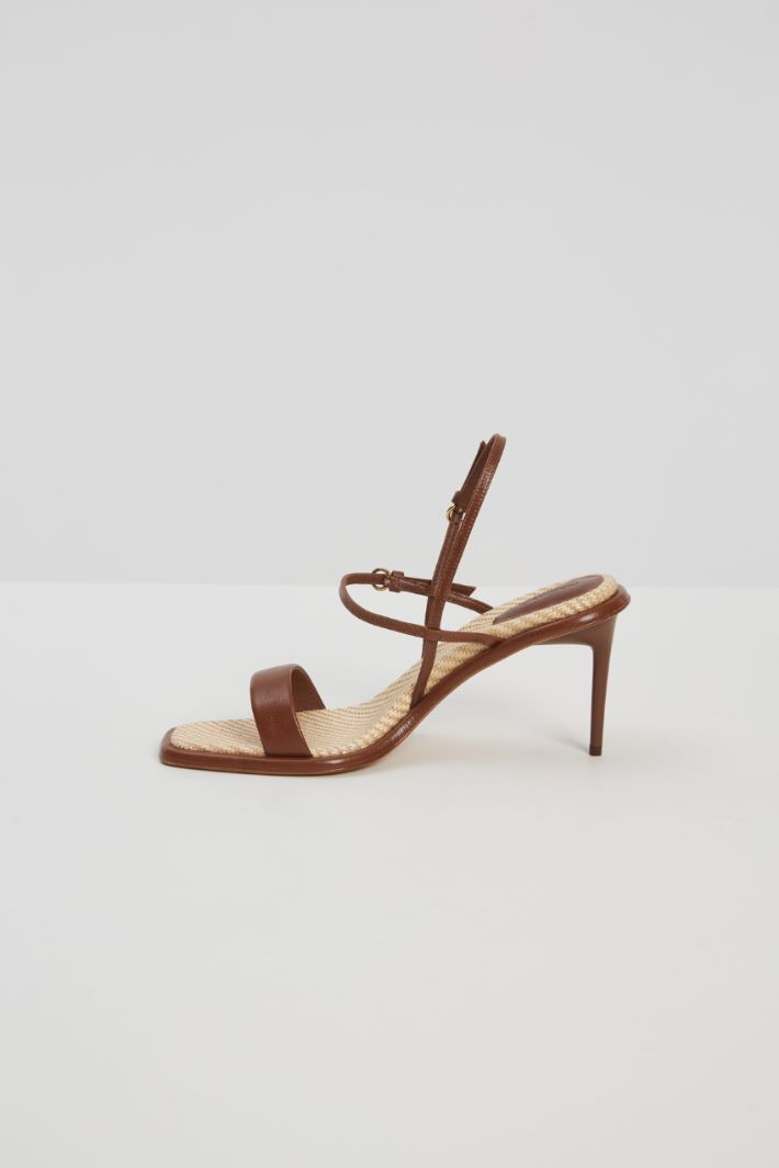 Sandali in pelle e rafia Fashion Market