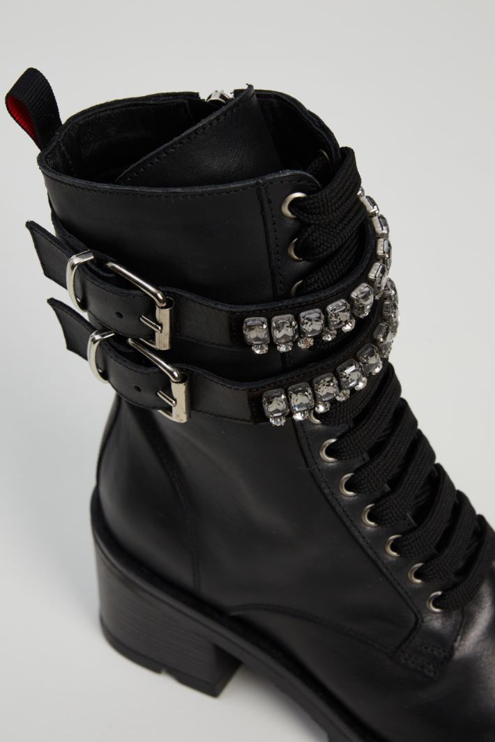 Anfibi con strass Fashion Market