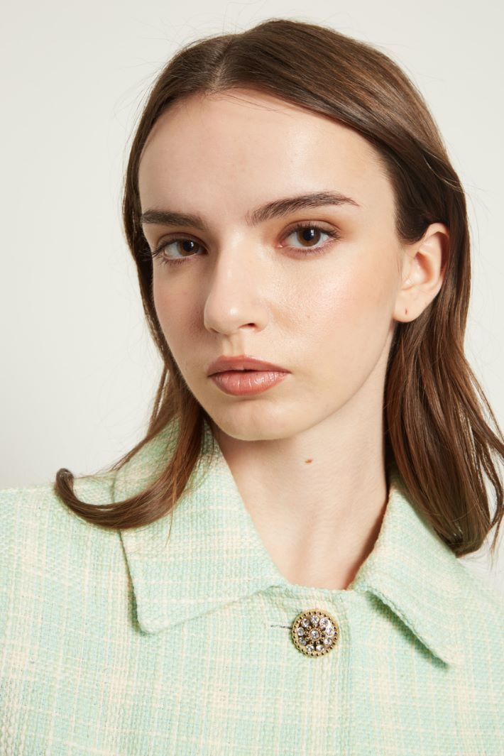 Giacca con bottoni gioiello Fashion Market