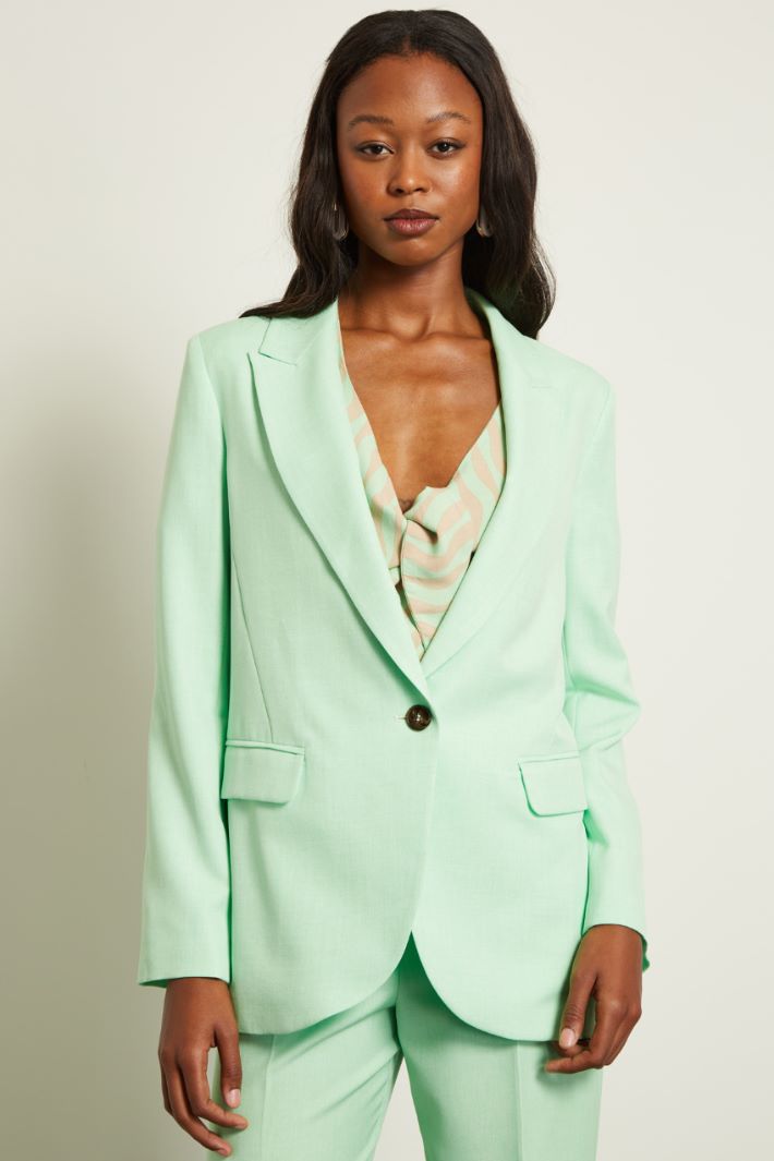 Blazer fluido con rever Fashion Market