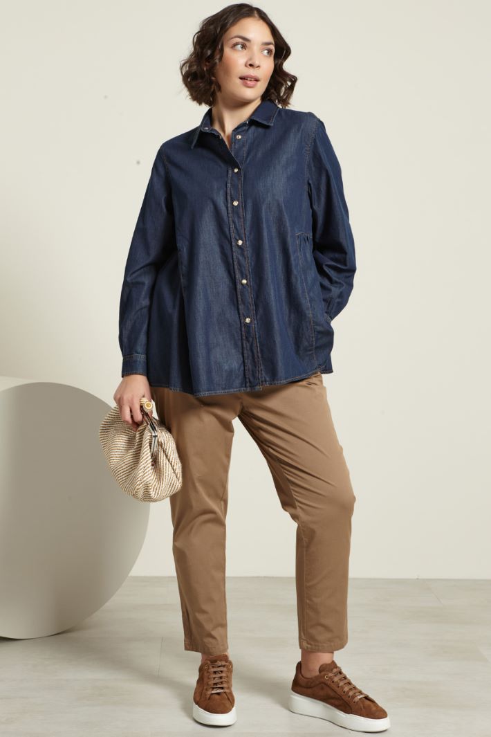 Camicia in denim con balza Fashion Market