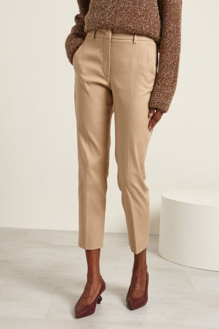 Pantaloni a sigaretta in piquet Fashion Market