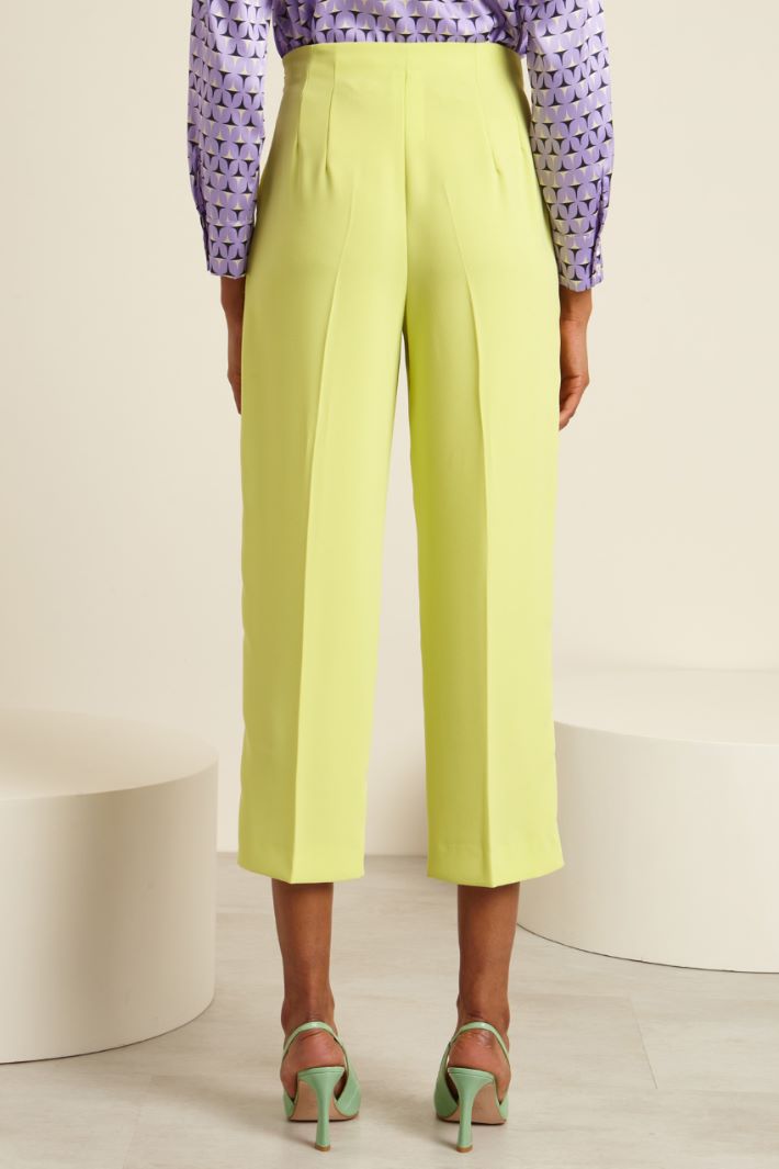 Pantaloni carrot in cady Fashion Market