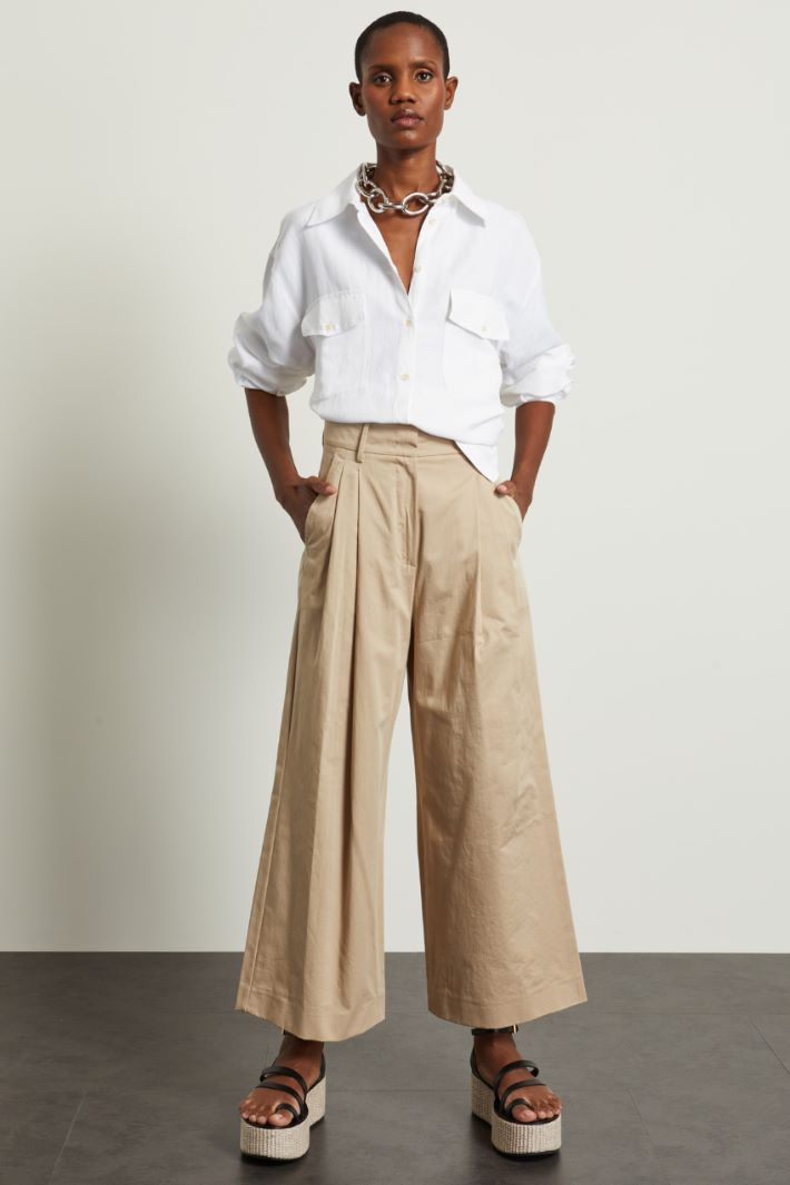 Pantaloni ampi con pinces Fashion Market