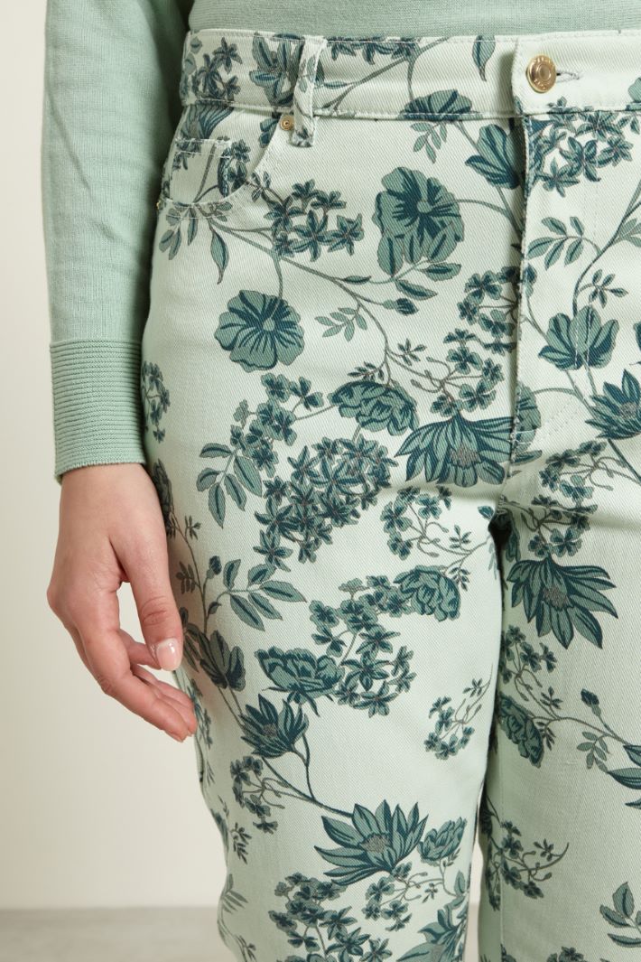 Pantaloni slim stampati Fashion Market