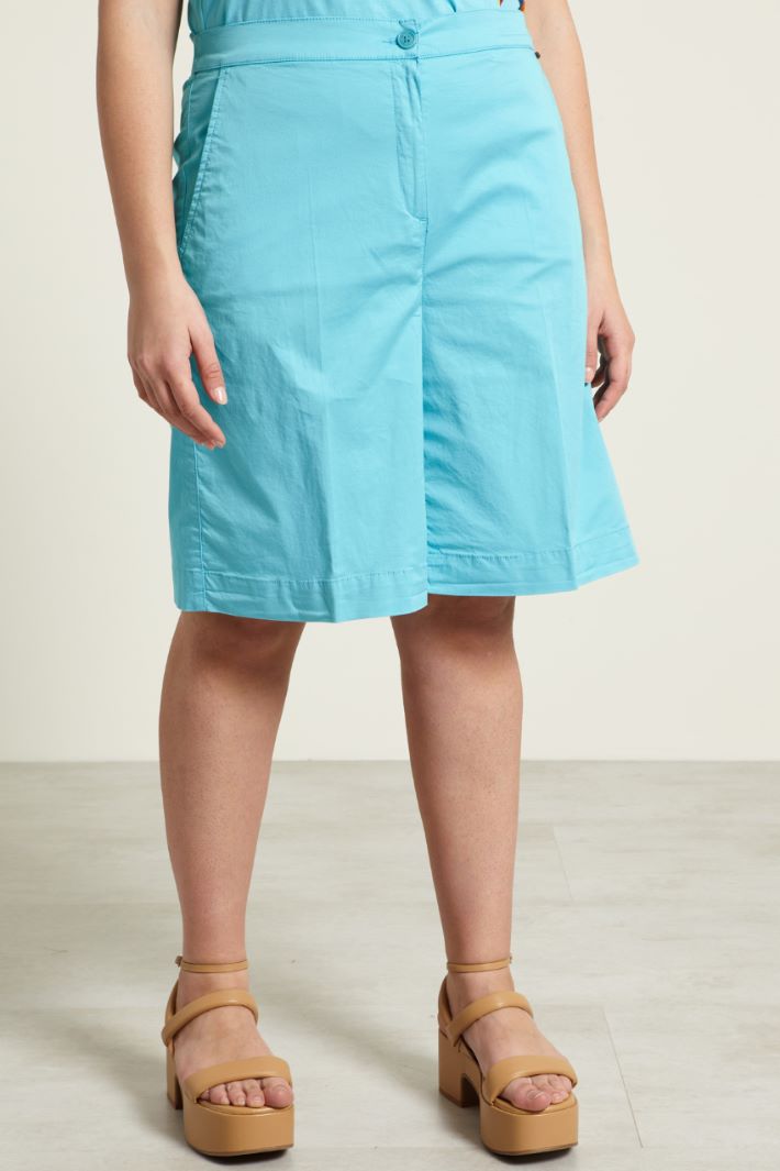 Bermuda in levantina Fashion Market