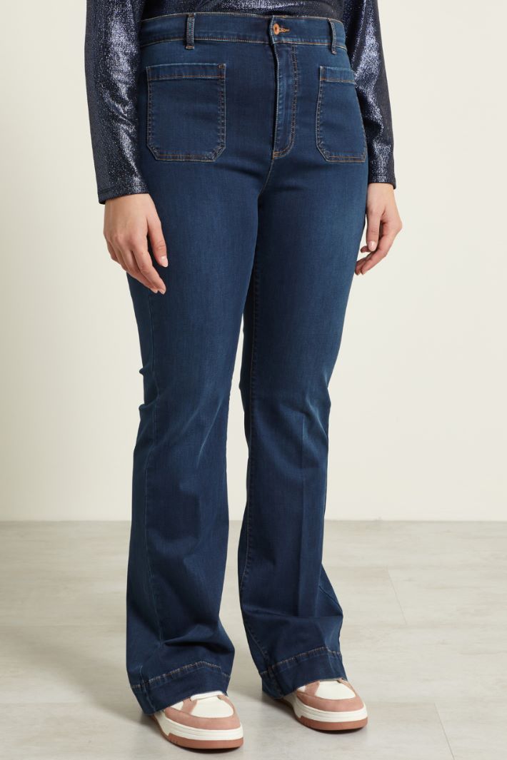 Jeans flare in denim fluido Fashion Market