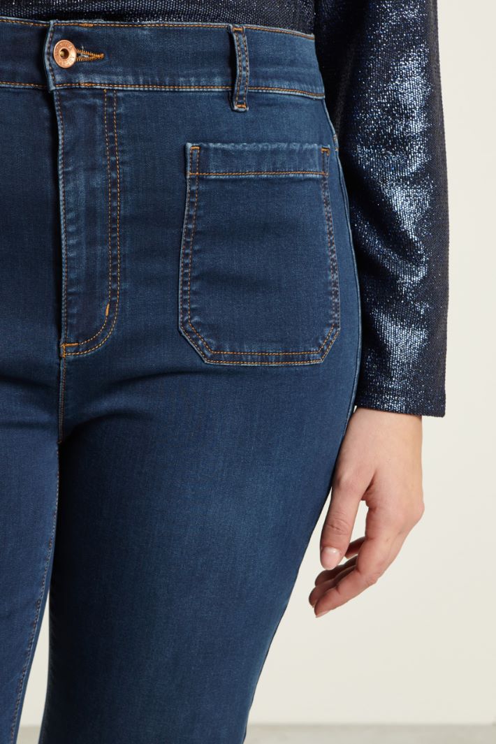 Jeans flare in denim fluido Fashion Market