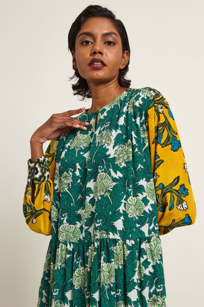 Abito con fusciacca Fashion Market